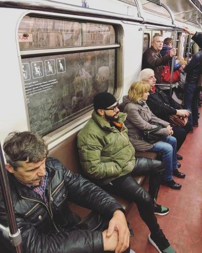 Тимати рискнул «прокатиться» в метро из-за пробок в Москве