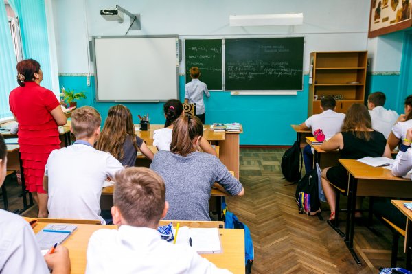 Исаак Калина сообщил, что столичных учителей ждет стажировка в Кремниевой долине