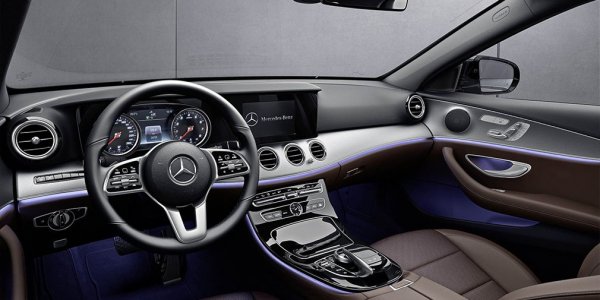 Mercedes-Benz обновил седан и универсал E-Class