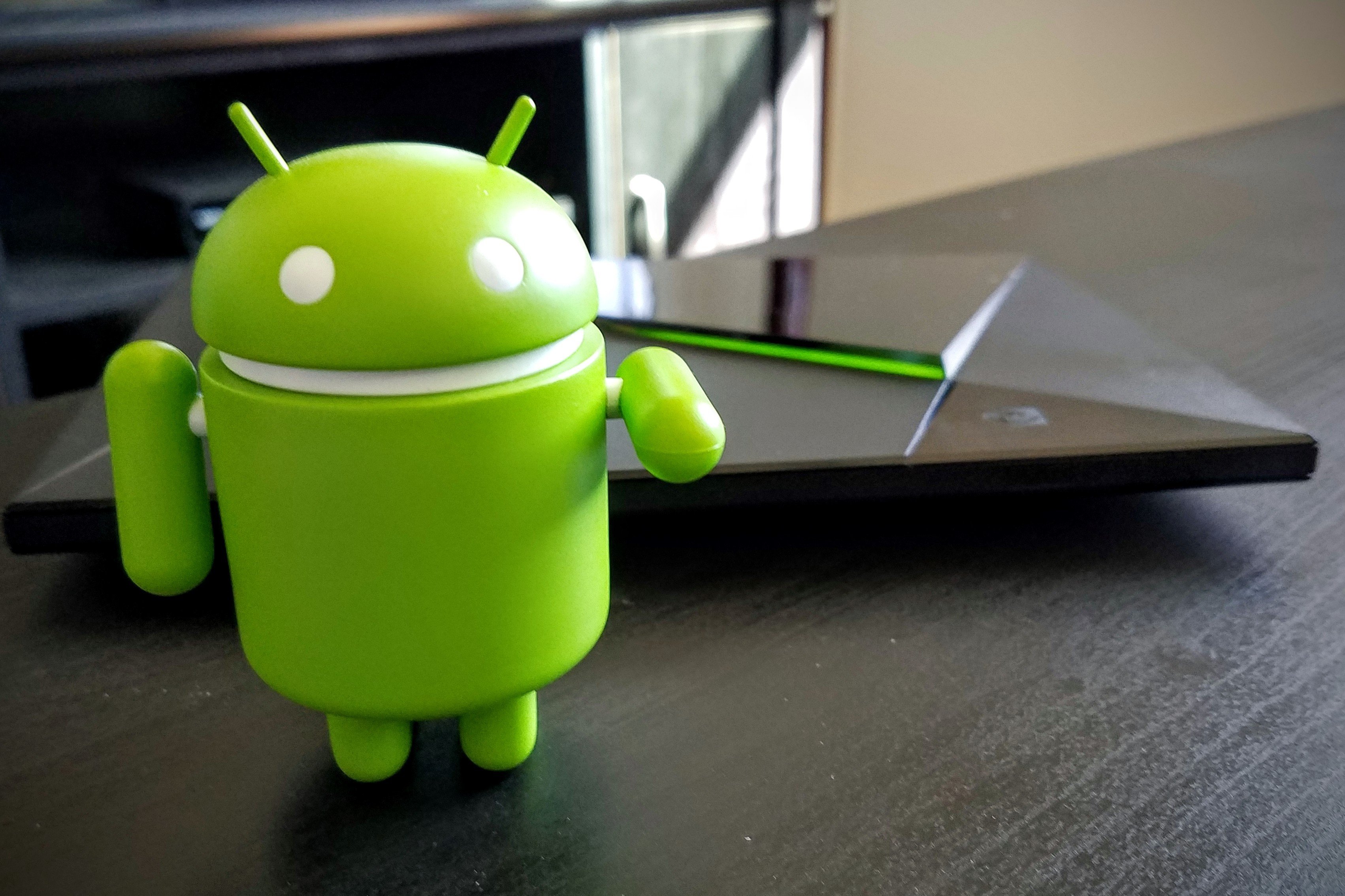 Фотография андроида. Андроид. ОС андроид. Операционная система Android. Андроид зеленый человечек.