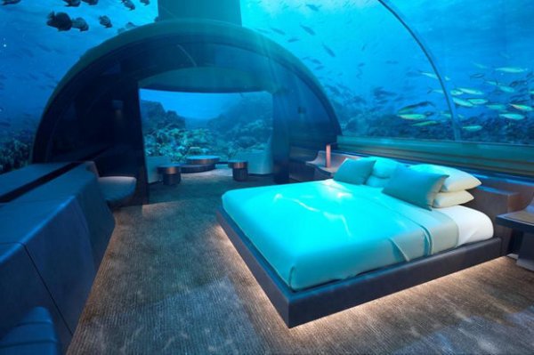 Спальня под водой с акулами: Необычный отель-вилла откроется на Мальдивах