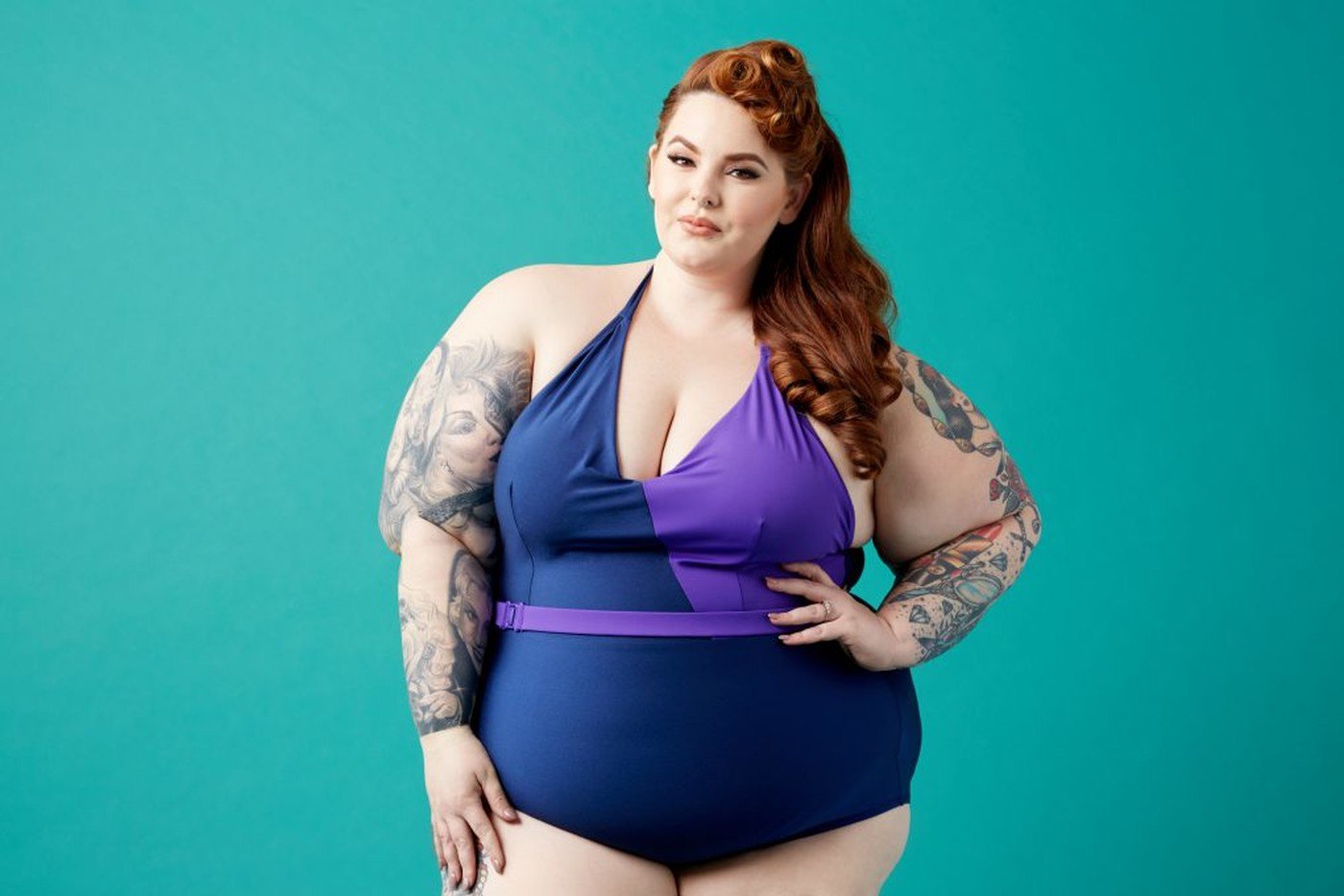 «Я толстая, но я гибкая»: Самая полная модель в мире шокировала фото в .