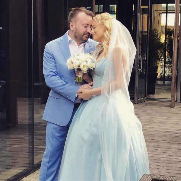 Участница шоу «Голос» Елена Максимова сыграла роскошную свадьбу в Монако