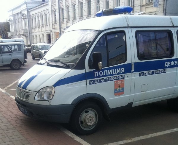 В Ростове трое мужчин похитили уснувшего подростка из автобуса