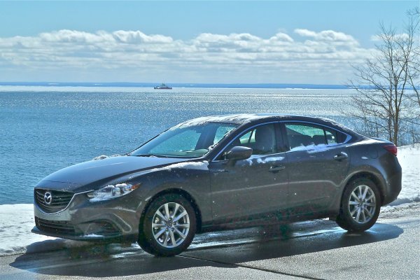 Новую Mazda 6 оценили в 100 тысяч: О новом «разводе» от дилеров рассказал блогер