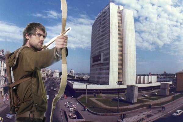 «Приморский Робин Гуд»: Во Владивостоке ищут человека, обстрелявшего здание мэрии
