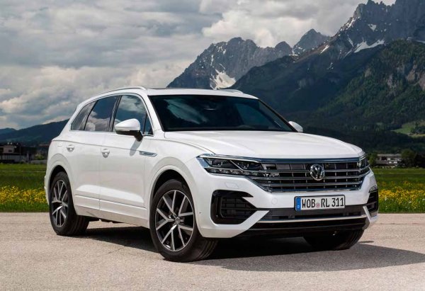 Volkswagen за 5 млн рублей с «рулём от Polo»: Новый Touareg 2019 оценил блогер