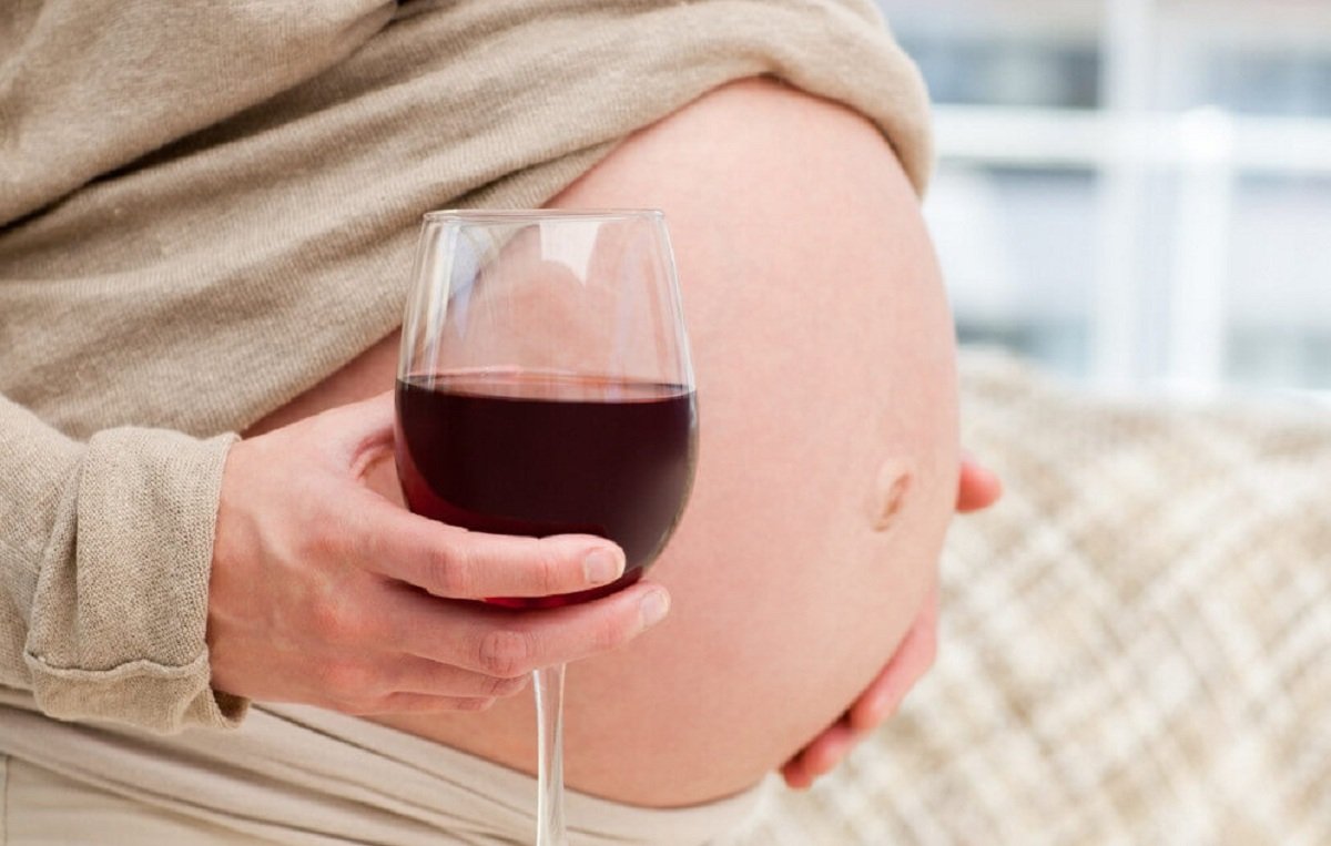 Выпивала и забеременела. Беременные и алкоголь. Алкоголь и беременность.