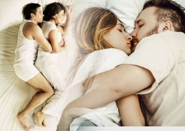 Врачи: Позы во сне напрямую связаны с проблемами в супружеской жизни