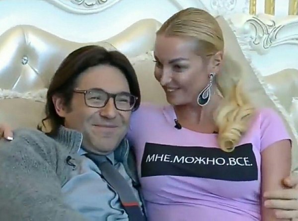 «Наташа, прости»: Жена Малахова из-за Волочковой может развестись с телеведущим - сеть