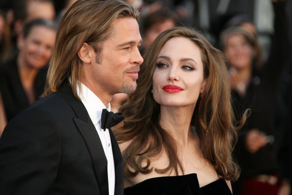 Суд подтвердил: Анджелина Джоли и Брэд Питт официально развелись