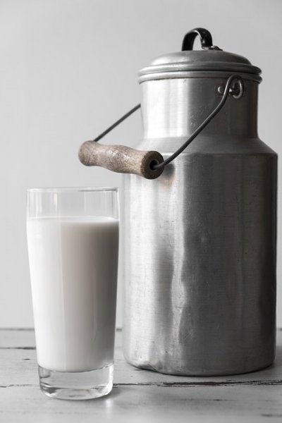 Молоко провоцирует рак груди - врач