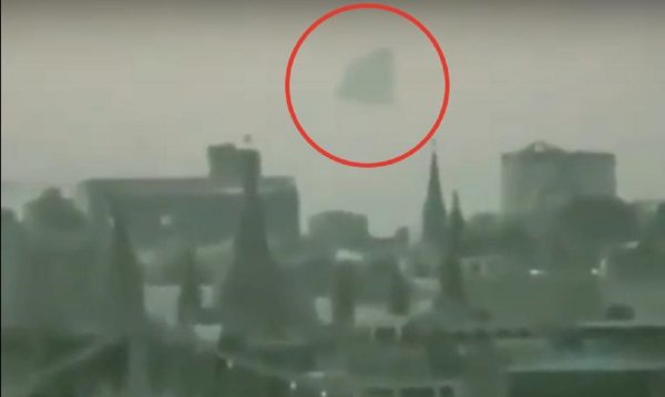 «Превратят Москву в пустыню!» Пропавшая пирамида Хеопса пролетела над Кремлём