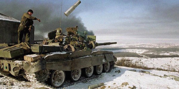 Скорый танк «Москва-Грозный» — Ветераны чеченской войны рассказали о самых необычных надписях на танках